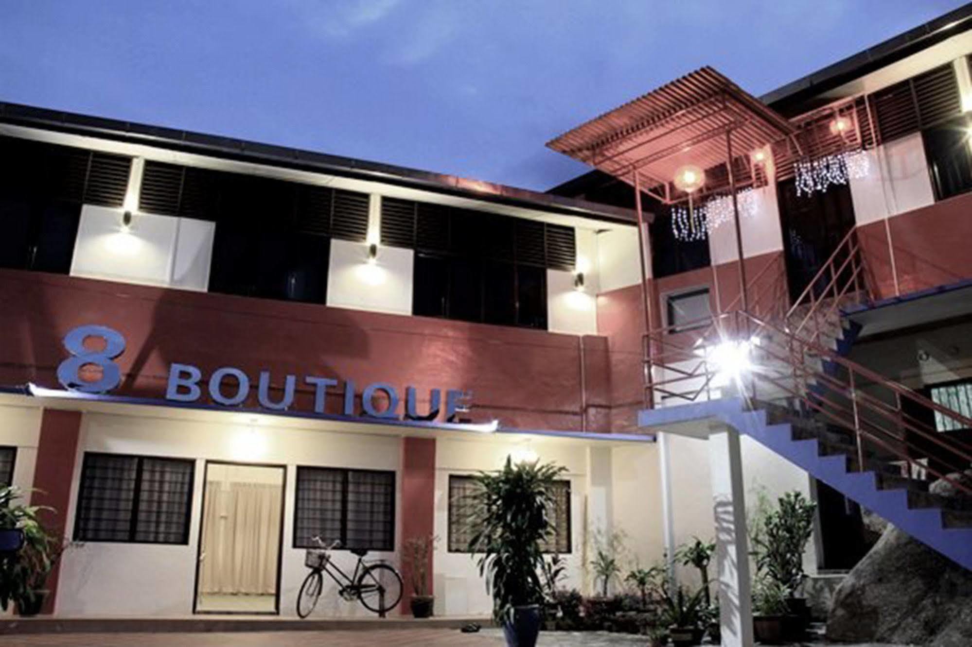 Hotel 8 Boutique By The Sea Tanjung Tokong Exterior foto